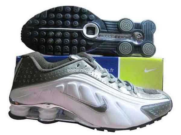 Hommes Nike Shox R4 Blanc Gris